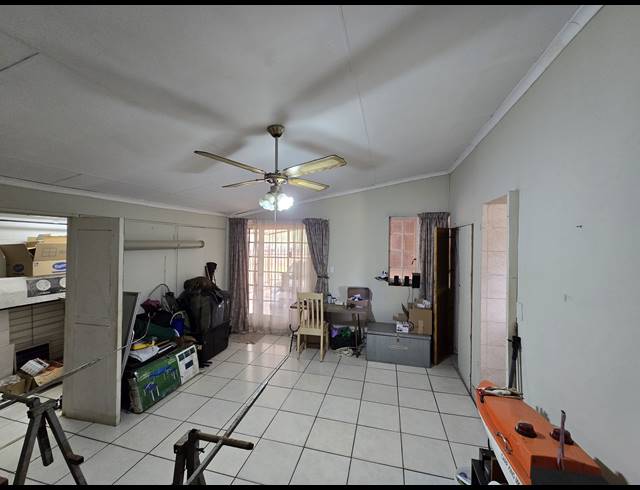 2HA FARM FOR SALE IN MANTEVREDE